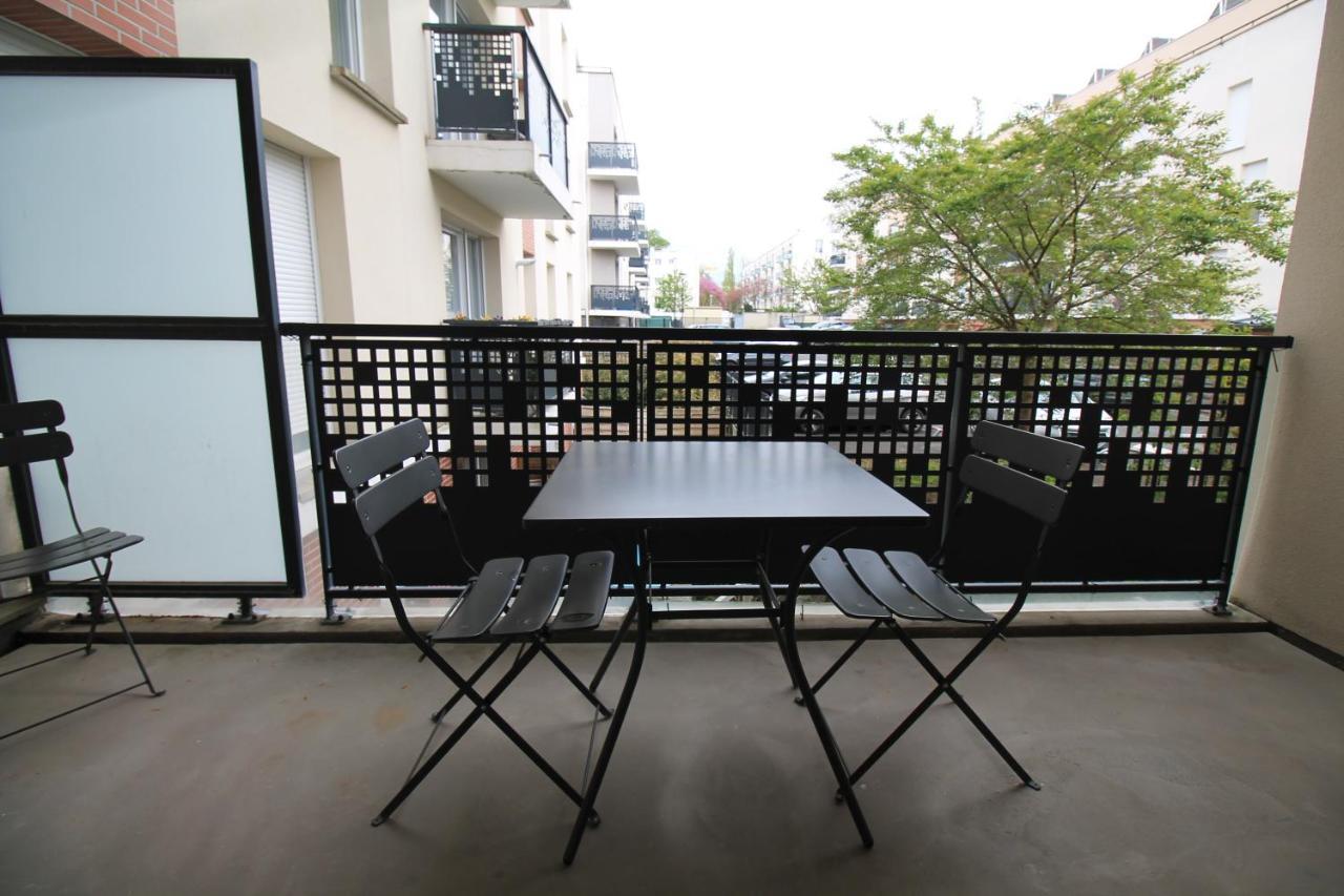 Appartement Arpajon Centre: RER C Proximity, Balcony & Hospital View Exterior photo