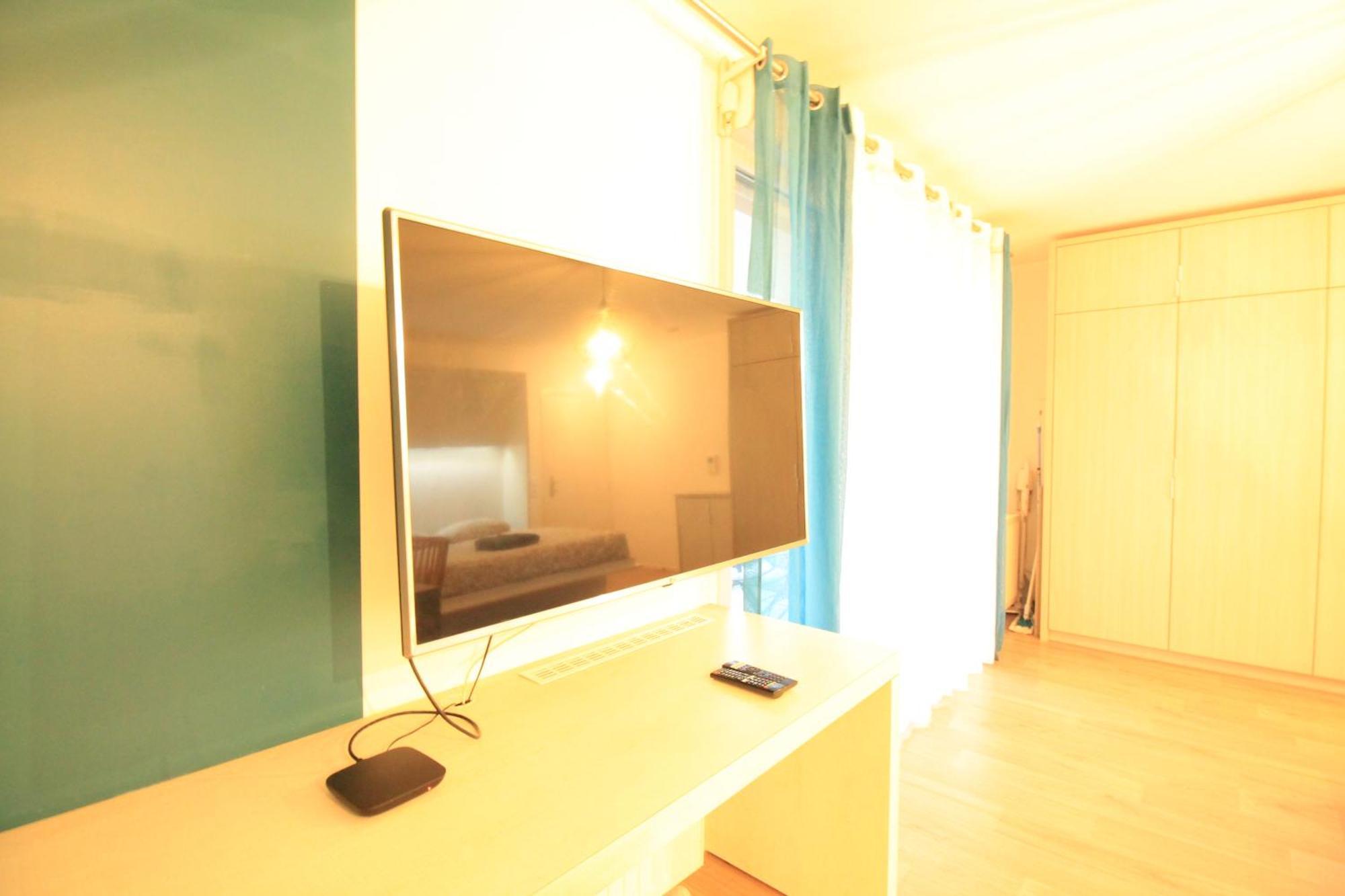 Appartement Arpajon Centre: RER C Proximity, Balcony & Hospital View Exterior photo